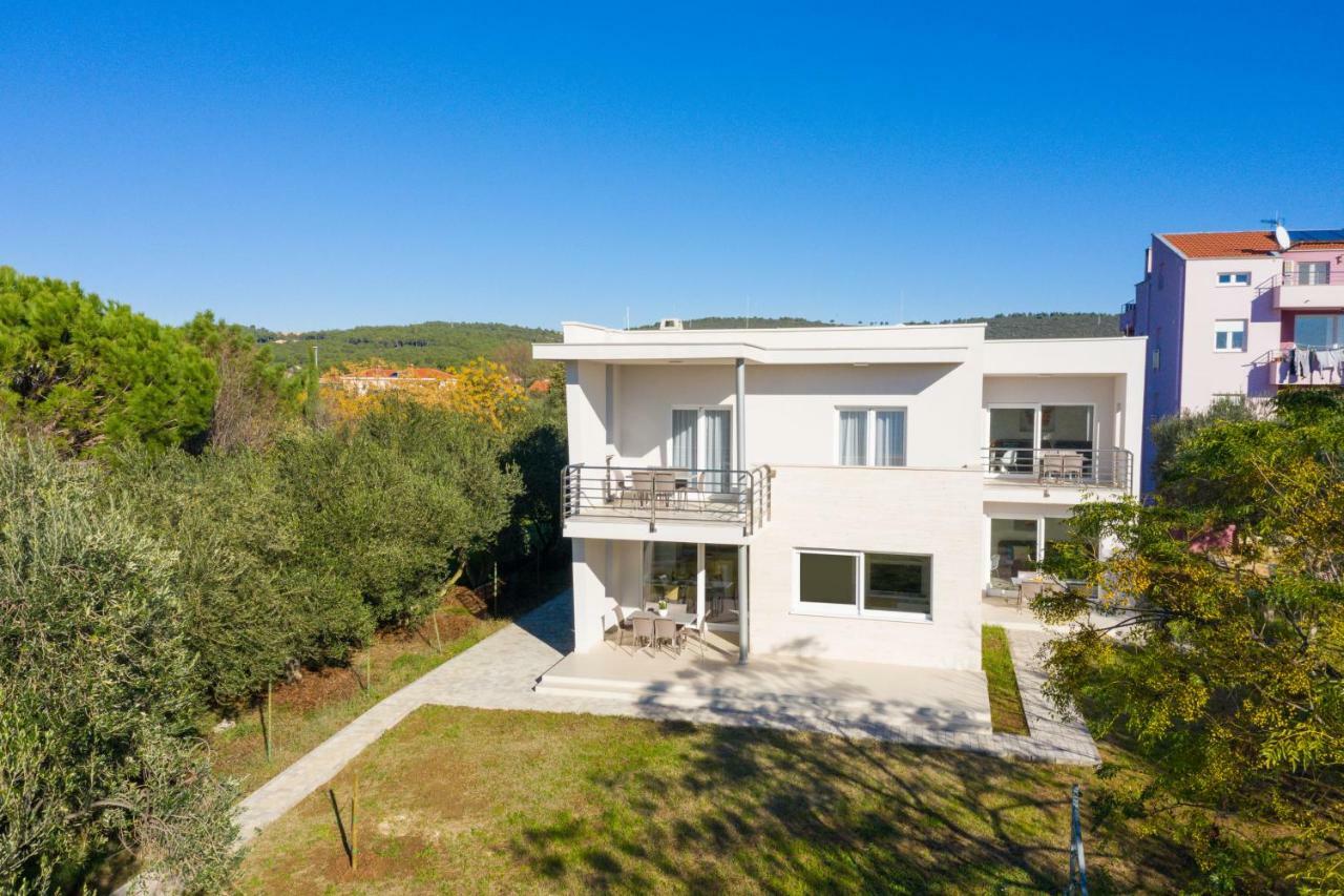 Villa Amfora - First Row By The Sea Bibinje Exterior photo